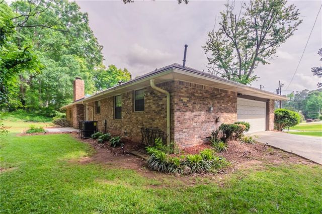 2020 Buckingham Court, Decatur, GA 30035