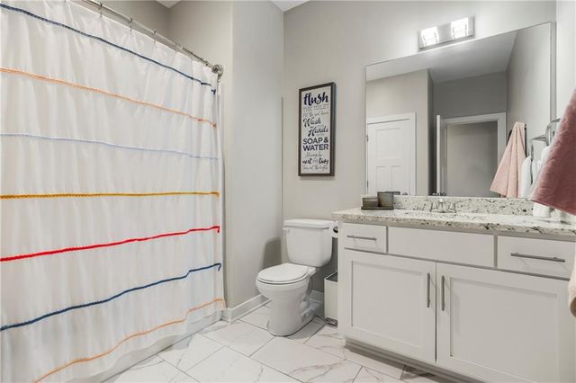1811 NW Madi Court, Grain Valley, MO 64029