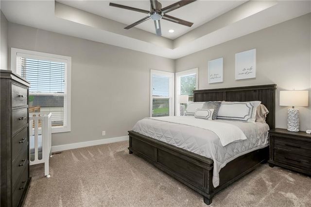 1811 NW Madi Court, Grain Valley, MO 64029