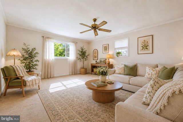 5405 LANHAM STATION RD, Lanham, MD 20706