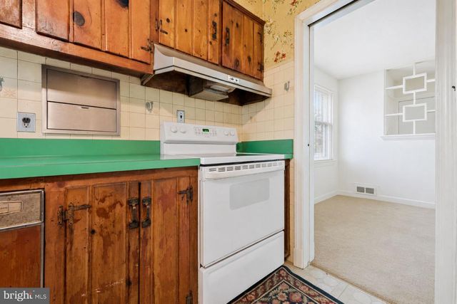 5405 LANHAM STATION RD, Lanham, MD 20706