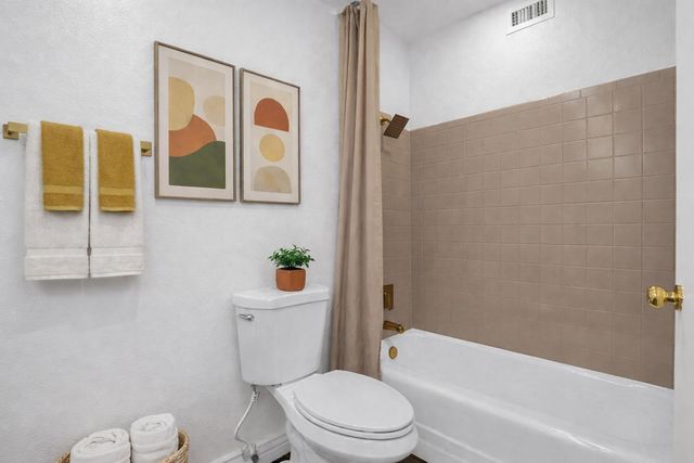3655 N 5th Avenue Unit 212, Phoenix, AZ 85013