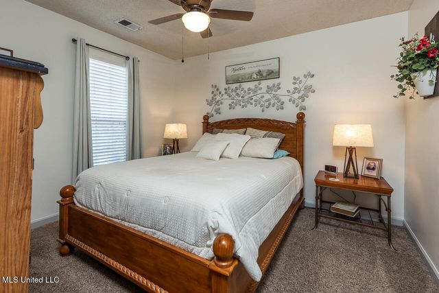 9218 Lakeside Drive, Olive Branch, MS 38654