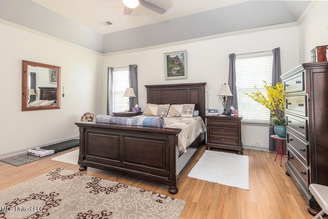 9218 Lakeside Drive, Olive Branch, MS 38654