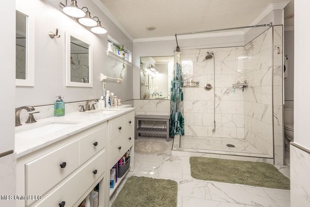 9218 Lakeside Drive, Olive Branch, MS 38654