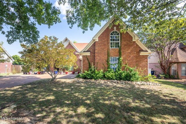 9218 Lakeside Drive, Olive Branch, MS 38654