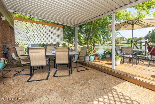 9218 Lakeside Drive, Olive Branch, MS 38654