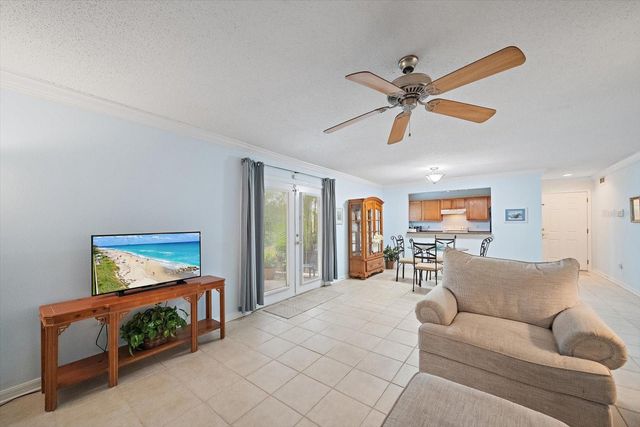 1927 TOUCAN WAY 306, Sarasota, FL 34232