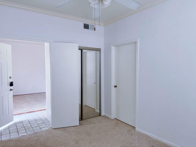 2121 El Paseo Street 1801, Houston, TX 77054