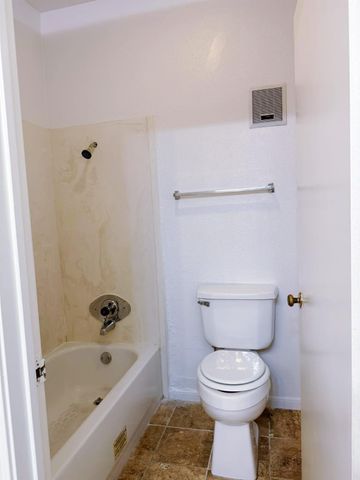 2121 El Paseo Street 1801, Houston, TX 77054