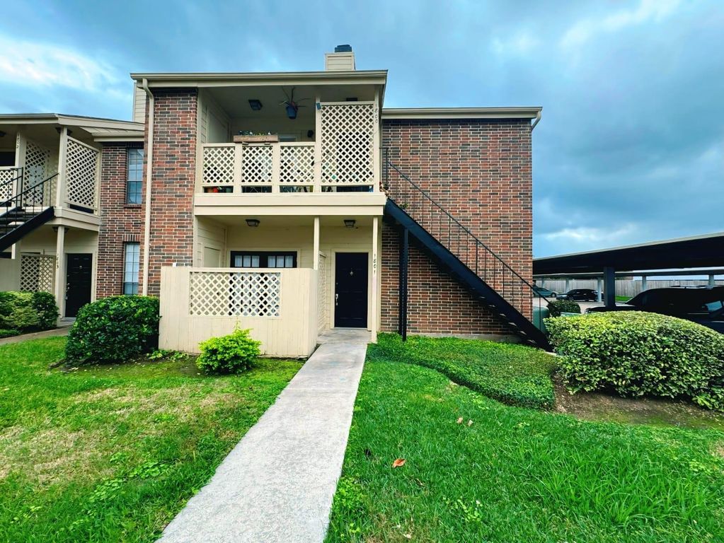 2121 El Paseo Street 1801, Houston, TX 77054