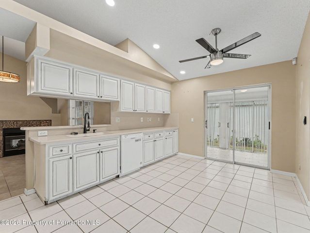 10439 Casa Grande Circle, Spring Hill, FL 34608