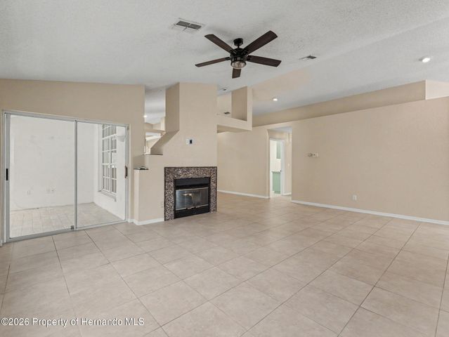 10439 Casa Grande Circle, Spring Hill, FL 34608