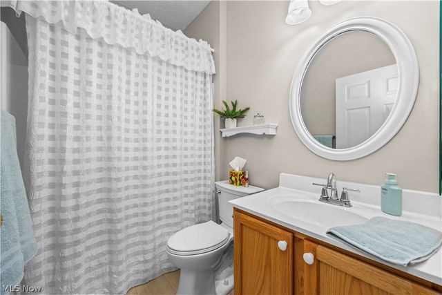 884 Lakeview Court, Kent, OH 44240