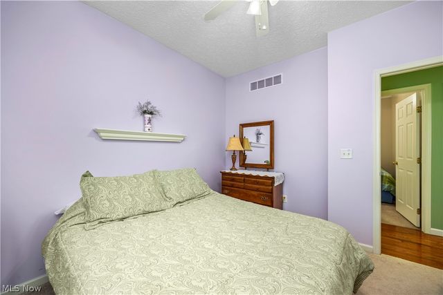 884 Lakeview Court, Kent, OH 44240