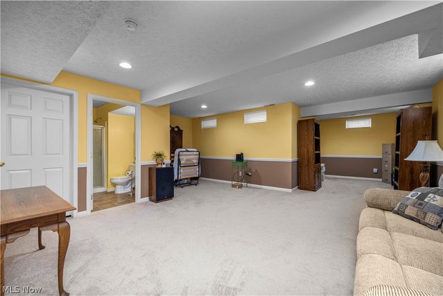 884 Lakeview Court, Kent, OH 44240