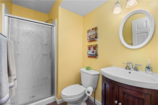 884 Lakeview Court, Kent, OH 44240