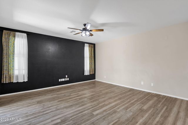3323 W WHITE CANYON Road, San Tan Valley, AZ 85144