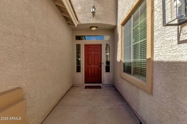 3323 W WHITE CANYON Road, San Tan Valley, AZ 85144