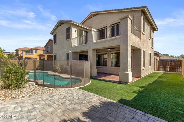 3323 W WHITE CANYON Road, San Tan Valley, AZ 85144