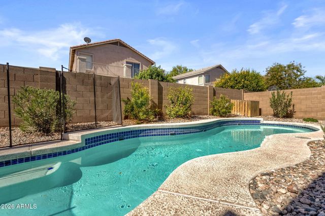 3323 W WHITE CANYON Road, San Tan Valley, AZ 85144