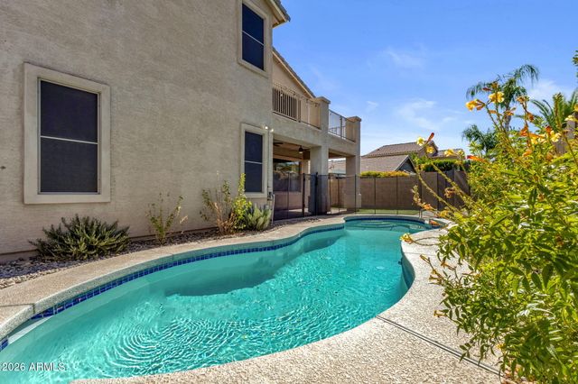3323 W WHITE CANYON Road, San Tan Valley, AZ 85144