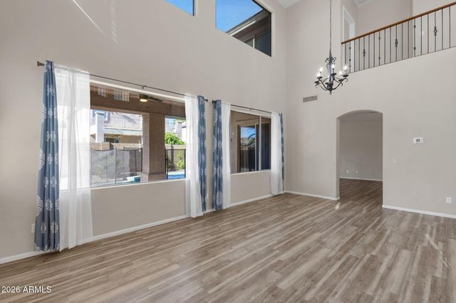 3323 W WHITE CANYON Road, San Tan Valley, AZ 85144