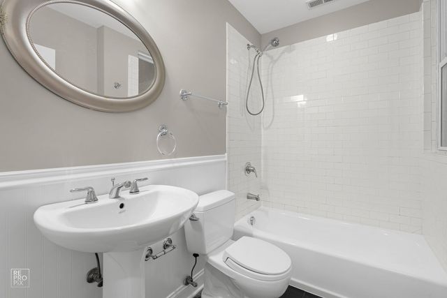 1525 N Wicker Park Avenue 1, Chicago, IL 60622