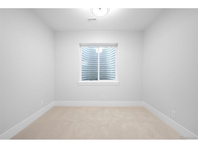 340 Jackson St, Denver, CO 80206