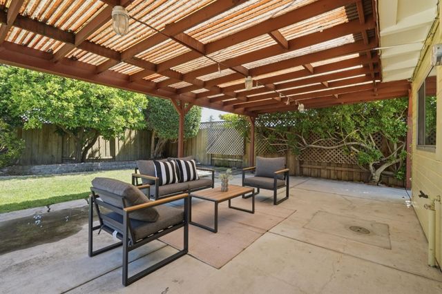 1503 Cobb Street, San Mateo, CA 94401