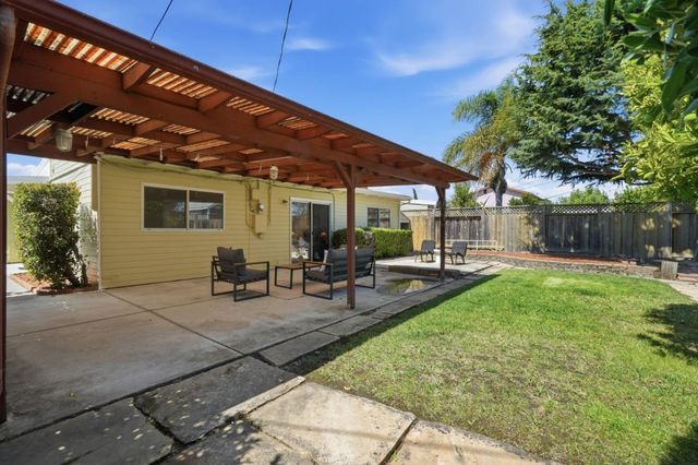 1503 Cobb Street, San Mateo, CA 94401