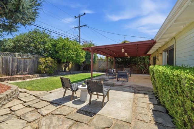 1503 Cobb Street, San Mateo, CA 94401