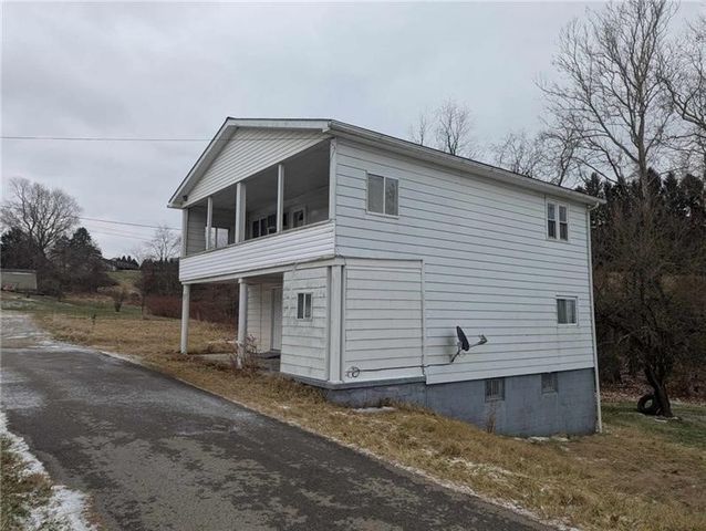 12 Circle, Brownsville, PA 15417