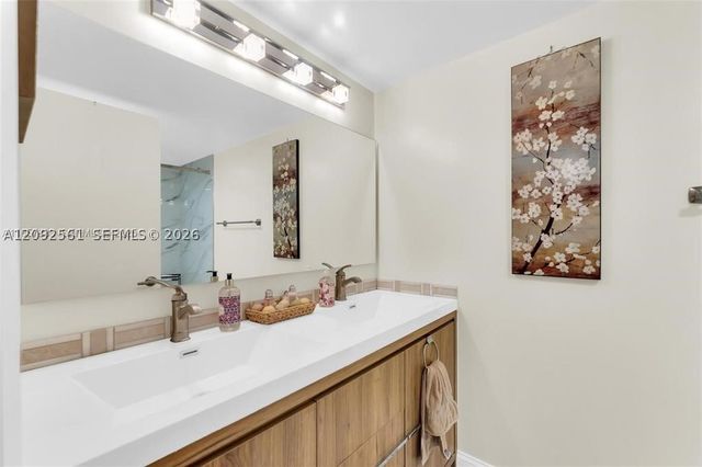 1201 S Ocean Dr 1206S, Hollywood, FL 33019