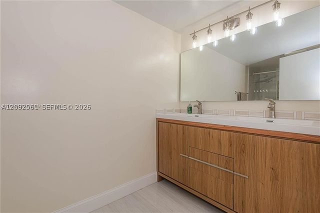 1201 S Ocean Dr 1206S, Hollywood, FL 33019