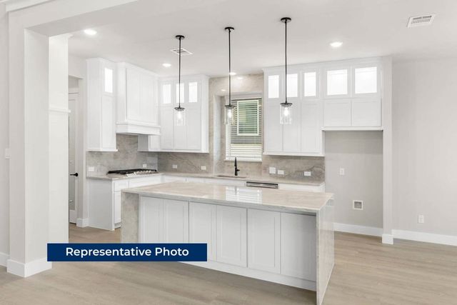 1809 Briarwood Way, Midlothian, TX 76065