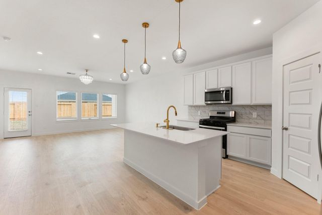 31730 Carlisle Cove Court, Fulshear, TX 77441