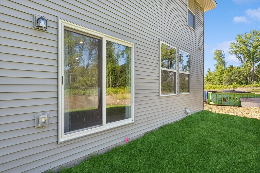 4024 Heath Avenue N, Oakdale, MN 55128 — photo 5