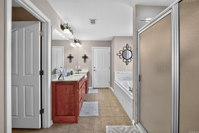 4108 Olympia Drive, Bryant, AR 72022