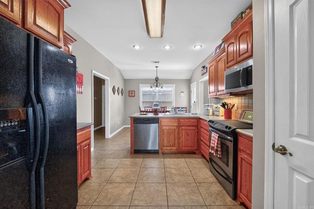 4108 Olympia Drive, Bryant, AR 72022