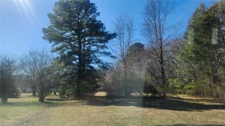 132 Kirby LN, Yorktown, VA 23693