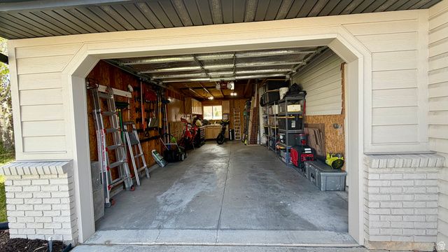 11261 S HAVRE CIR, Sandy, UT 84070