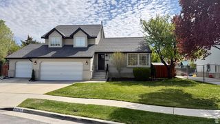 11261 S HAVRE CIR, Sandy, UT 84070