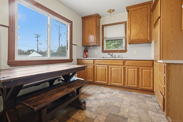 28041 Maple Street, Roseville, MI 48066