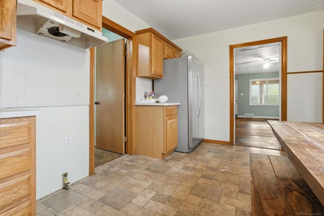 28041 Maple Street, Roseville, MI 48066