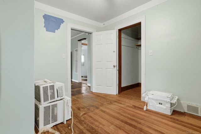 28041 Maple Street, Roseville, MI 48066