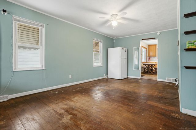 28041 Maple Street, Roseville, MI 48066