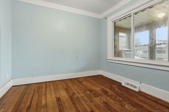 28041 Maple Street, Roseville, MI 48066