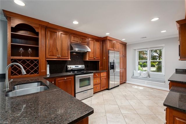 306 Archers Mead DR, Williamsburg, VA 23185