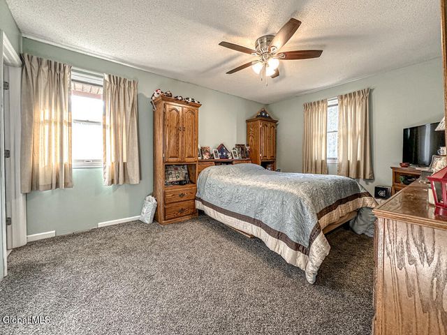 3 Fox Farm Road, Queensbury, NY 12804